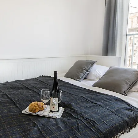 Grey 2 アパート ヴロツワフ